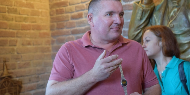 У Чорткові презентували приватну колекцію годинників