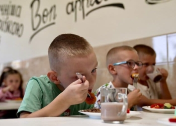 опорна шкільна кухня