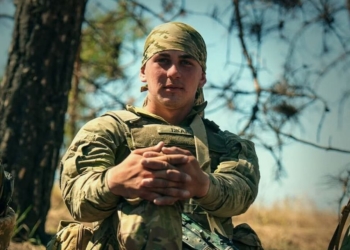 Став у стрій замість батька: доброволець «Їжак» проходить амфібійну підготовку