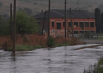 Дощ затопив Старе Місто біля Підгаєць на Тернопільщині