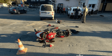 Три людини у лікарні: на Тернопільщині за день сталося дві ДТП за участю мотоциклістів