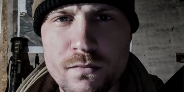 Від поранень помер захисник Василь Комасюк