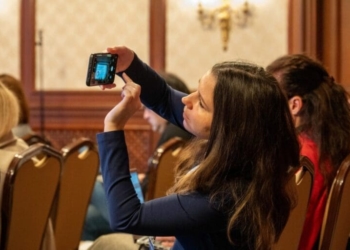 Медійна спільнота закликає владу та донорів рятувати локальні медіа