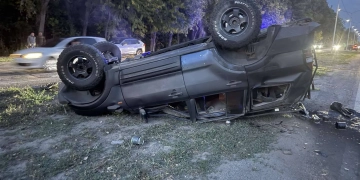 Волонтери з Тернополя, повертаючись від захисників, потрапили у аварію