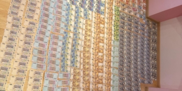 Зaвідувaчі рaйлікaрні на Тернопільщині брaли гроші з трaвмовaного військовослужбовця зa оперaцію тa довідки