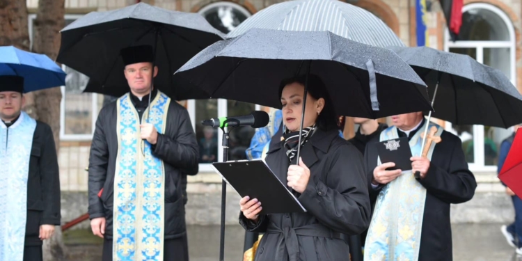 У Чорткові з’явилася Алея Віри та Надії з портретами Героїв