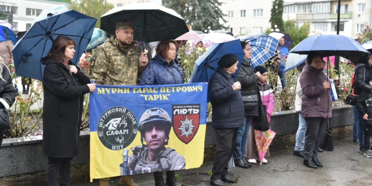 У Чорткові з’явилася Алея Віри та Надії з портретами Героїв