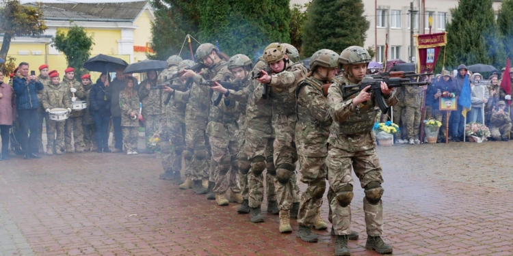 У Зборові на Тернопільщині відбувся Марш патріотів
