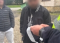 виявив неповнолітнього