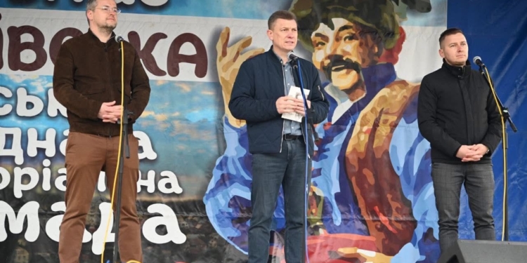 У Зборові на Тернопільщині відбувся Марш патріотів