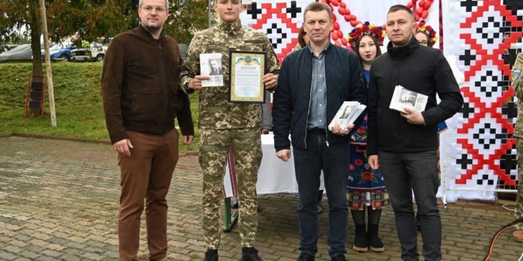 У Зборові на Тернопільщині відбувся Марш патріотів