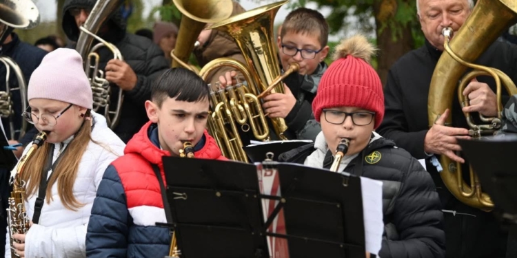 У Зборові на Тернопільщині відбувся Марш патріотів