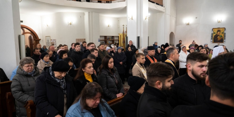 При храмі Всіх Святих українського народу у Тернополі відкрили духовний центр для родин загиблих воїнів