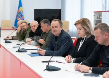 Начальник Тернопільської ОВА зустрівся з представниками ветеранських та волонтерських організацій