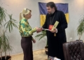 Архієпископ Тихон вручив орден святителя Миколая директорці ФГ «Калина Лошнівська»