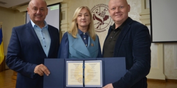 Міський голова Збаража Роман Полікровський отримав ступінь доктора філософії з менеджменту