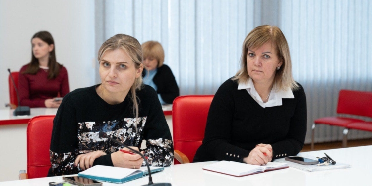 Зустріч родин зниклих безвісти та полонених військових відбулася у Тернопільській ОВА