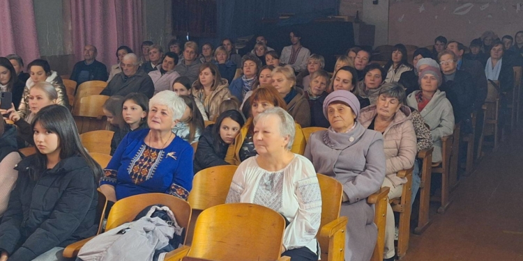 На Тернопільщині вшанували ювілей знаного фольклориста Петра Медведика