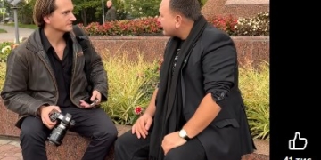 скільки коштує його лук