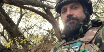 Гітарою я ворога не знищу, – гітарист гурту “Гайдамаки” з Бучача