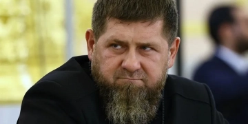 Кадиров посилає російського генерала Шаманова на війну в Україну