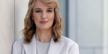 Олена Шуляк