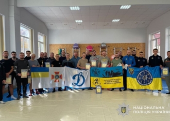 фінальні змагання чемпіонату з боротьби самбо