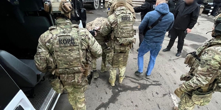 У Тернополі затримали групу військовослужбовців, причетних до вчинення насильницьких та майнових злочинів