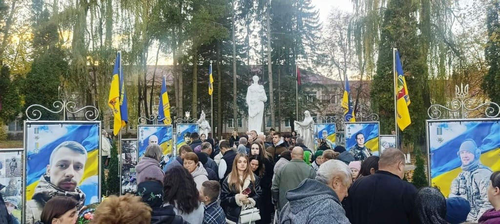 відкрили меморіальний комплекс