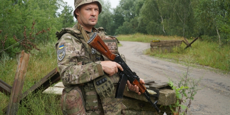 Тернопільський поліцейський Степан Напора боронить країну від ворога на найзапекліших ділянках фронту