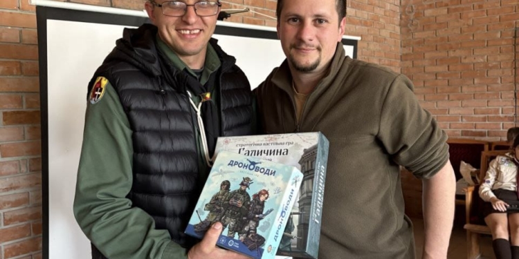 Пластуни з усієї Тернопільщини зібралися у Зарваниці на захід, присвячений Листопадовому зриву