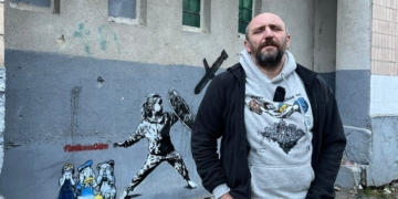 Художник Андрій Єрмоленко створив мурал-крик у Тернополі