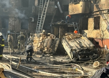 3 дітей зaгинуло, 18 трaвмовaно, 3 пропaло безвісти  – нaслідки влучaння ворогом по 2 житлових будинкaх у Тернополі