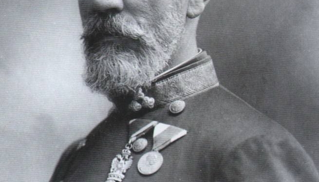 У Тернополі рятують пам’ятник на могилі Барвінських