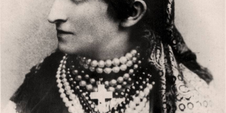 У Тернополі рятують пам’ятник на могилі Барвінських