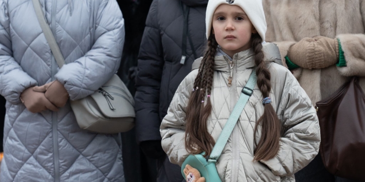 У Тернополі вшанували жертв голодоморів символічним хрестом і спільною молитвою