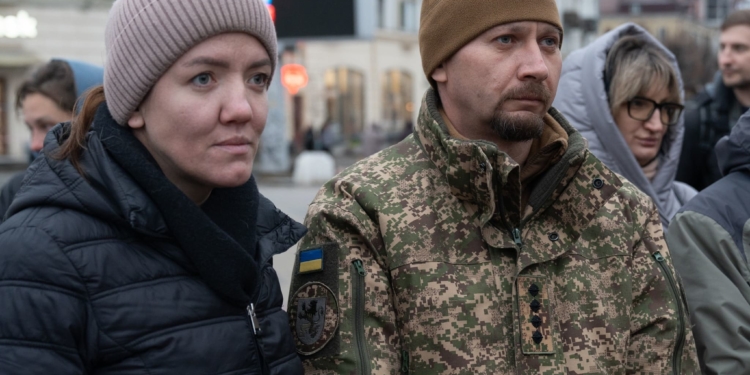 У Тернополі вшанували жертв голодоморів символічним хрестом і спільною молитвою