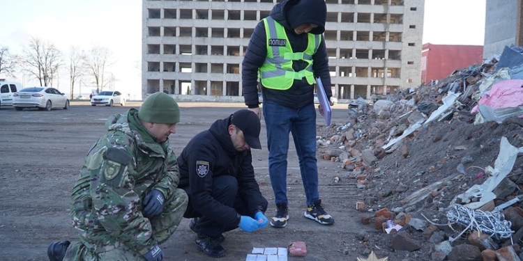 Попри закінчення пошуково-рятувальних робіт тривають пошуки зниклих у Тернополі