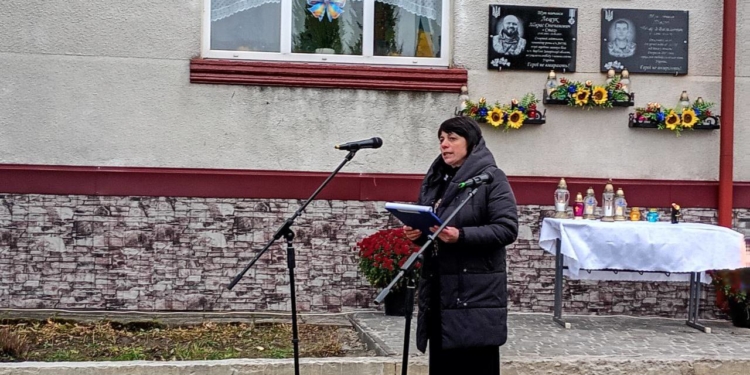 На Бережанщині відкрили меморіальні дошки Тарасу Лещуку, Андрію Савчуку та Назарію Швецю