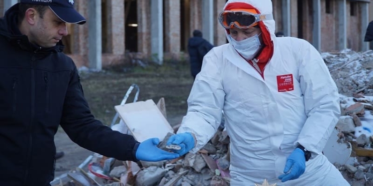 Попри закінчення пошуково-рятувальних робіт тривають пошуки зниклих у Тернополі