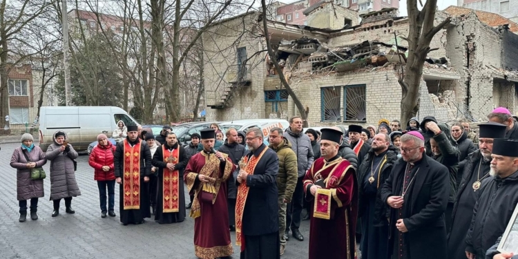 Глава УГКЦ і Папський Нунцій зустрілися з постраждалими тернополянами