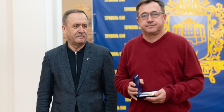 У Тернополі відзначили тернополян, які рятували людей 19 листопада