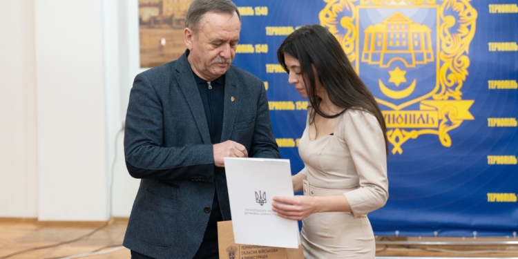 У Тернополі відзначили тернополян, які рятували людей 19 листопада