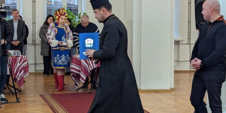 У Тернополі відзначили священників, які рятували людей після ракетного удару
