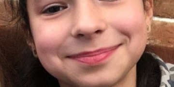 Адріаною Унольт