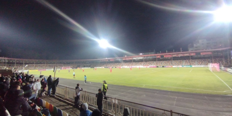 У Тернополі патрульні врятували пораненого бобра