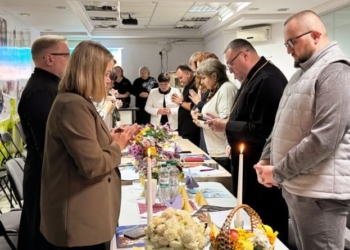 День молитви за сиріт провели в Тернополі