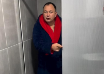 Священник-блогер з Тернопільщини Олексій Філюк, приймаючи душ, ледь не покалічився (Відео)