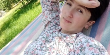 Збаразька громада оплакує волонтерку Олену Шевчук: пішла з життя у 38 років