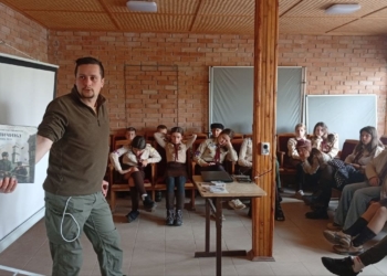 Пластуни з усієї Тернопільщини зібралися у Зарваниці на захід, присвячений Листопадовому зриву